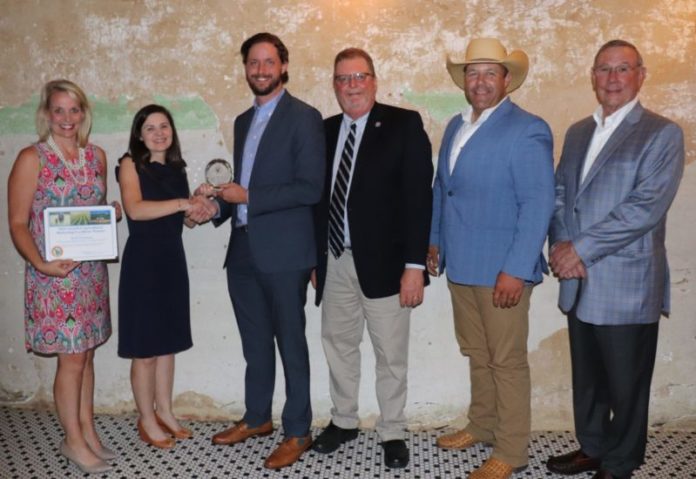 Tennessee Receives National Agricultural Marketing Excellence Award
