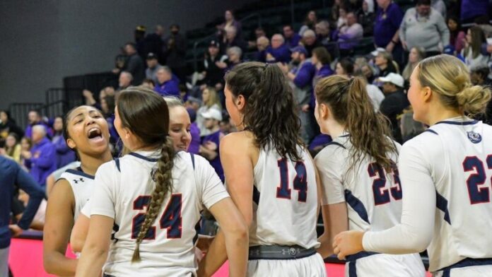 Women's Basketball Among Nation’s Best in Academics